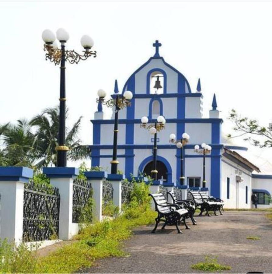 Peace Villa Luxurious 5Bhk Siridao Goa Beach Panadží Exteriér fotografie